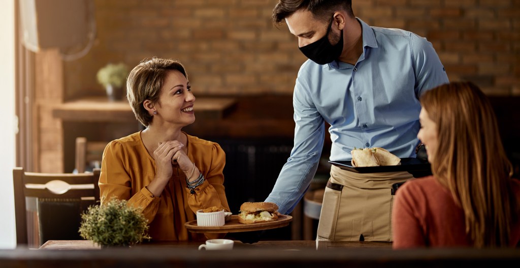 This image has an empty alt attribute; its file name is 5.jpg